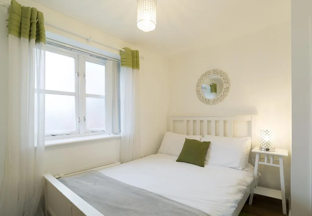 Quiet Riverside Apartment London United Kingdom